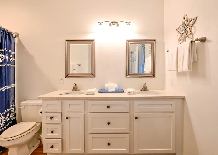 Short Walk To - Hot Tub Cold Plunge Pool & Free Activities * Gulf Shores