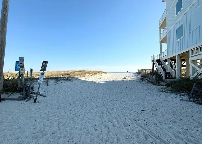 Holiday home Short Walk To - Hot Tub Cold Plunge Pool & Free Activities *